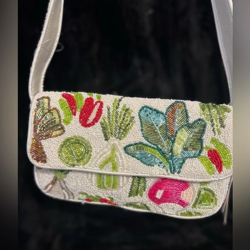 💚❤️Viral tik tok Made in India Tropical beaded shoulder bag-NWT❤️💚